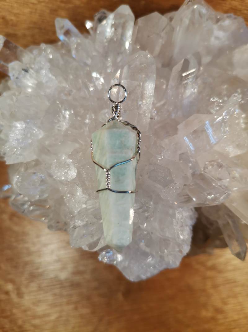 AMAZONITE PENDANT - Crystal Haven